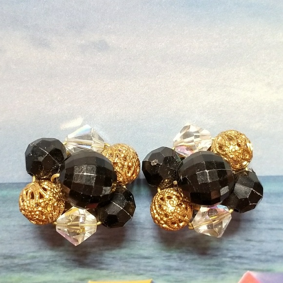 Vintage black bead cluster earrings clip back gold clipon - Picture 4 of 7